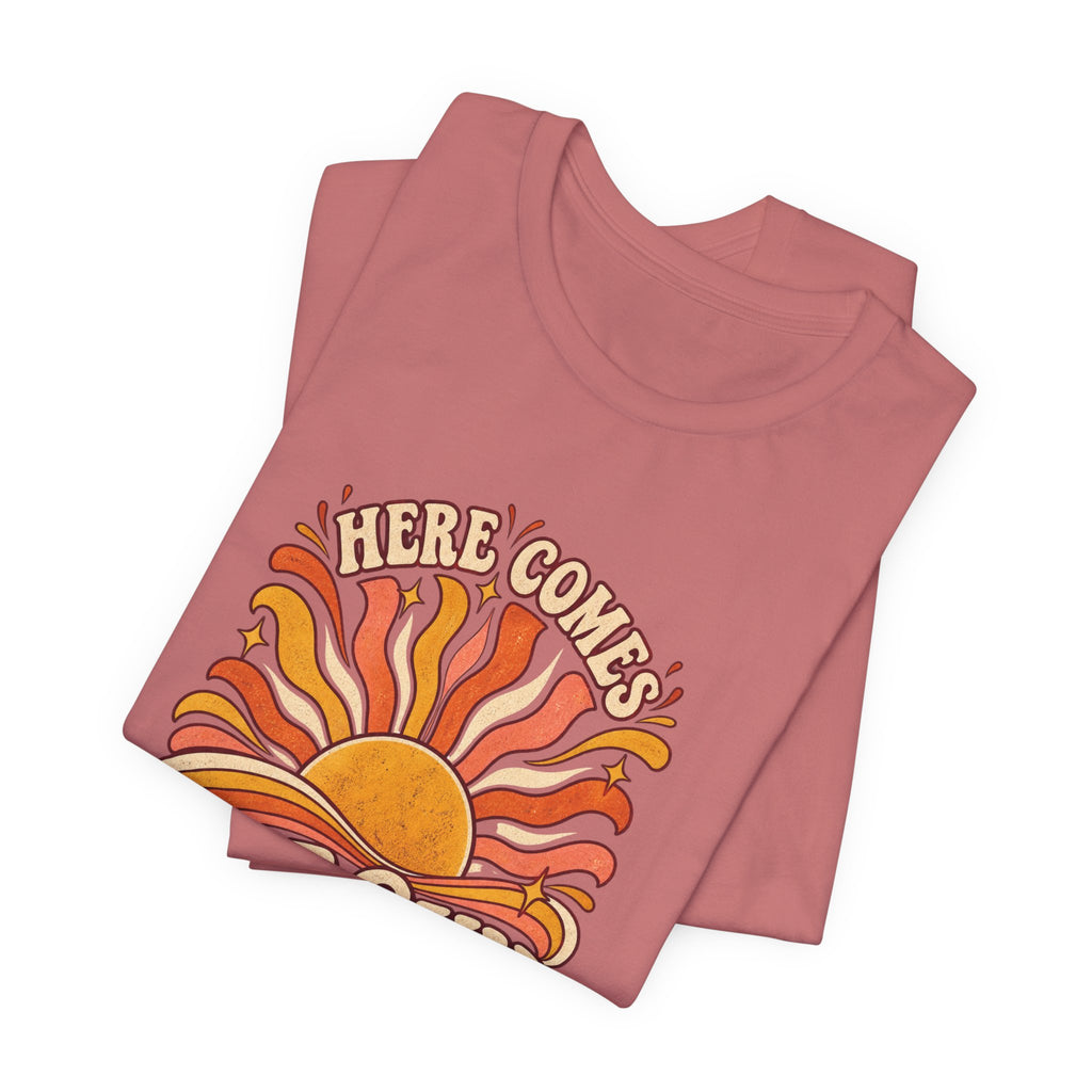 Retro “Here Comes The Sun” T-Shirt — Vintage Sunburst Graphic Tee