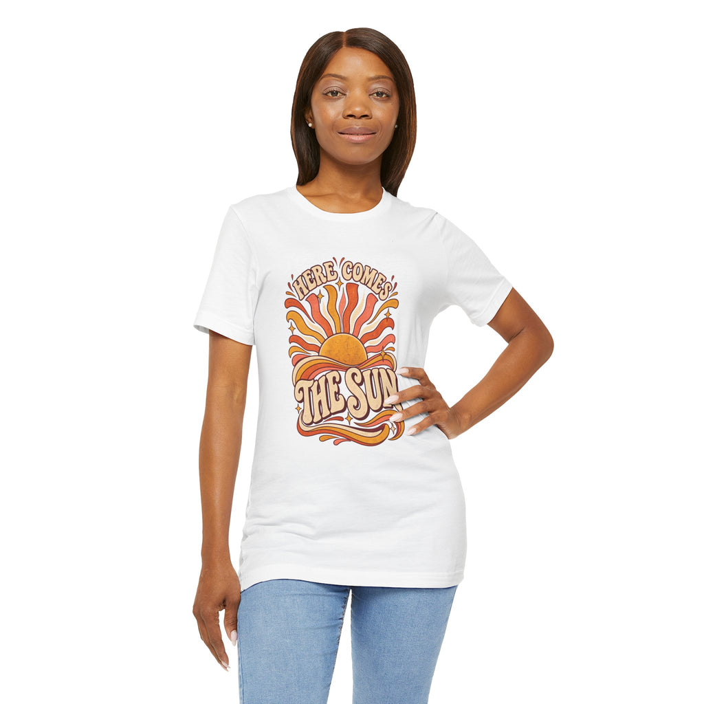 Retro “Here Comes The Sun” T-Shirt — Vintage Sunburst Graphic Tee