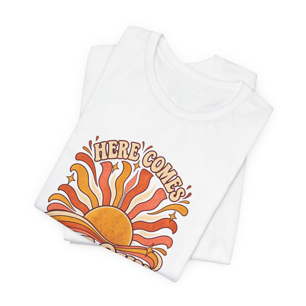 Retro “Here Comes The Sun” T-Shirt — Vintage Sunburst Graphic Tee