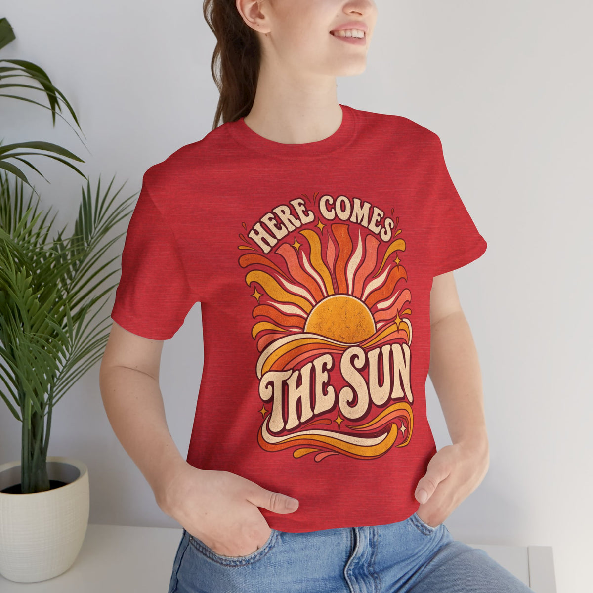 Here Comes The Sun Retro 70s Sun Graphic T-Shirt